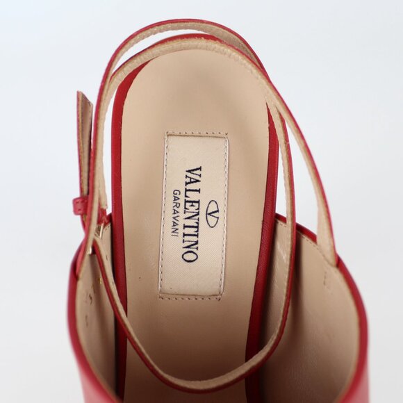 NEW VALENTINO GARAVANI Runway Rockstud Sandals - Picture 12 of 16